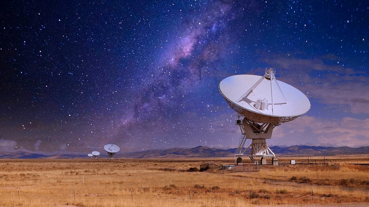 AI could help us discover aliens: there are 'suspicious signals'