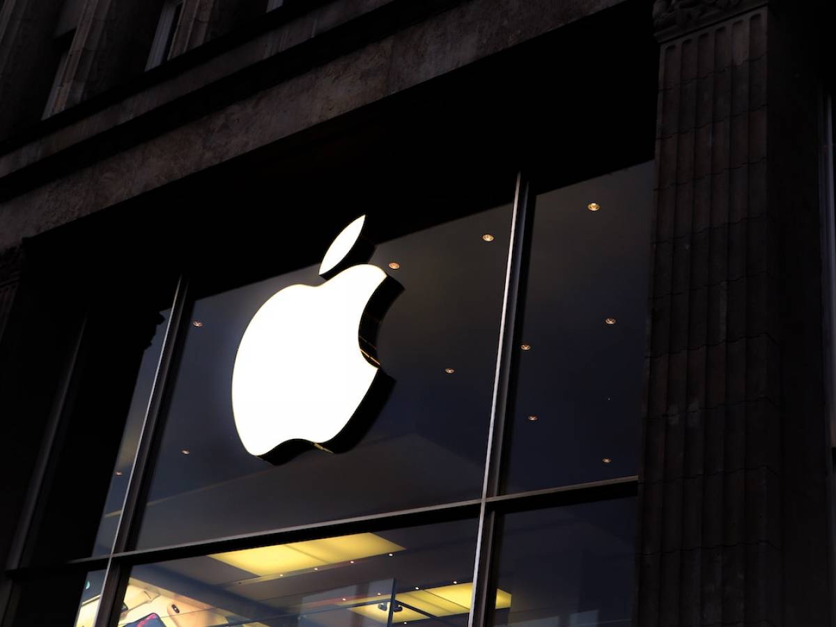 Apple Store: here's how it will change and why