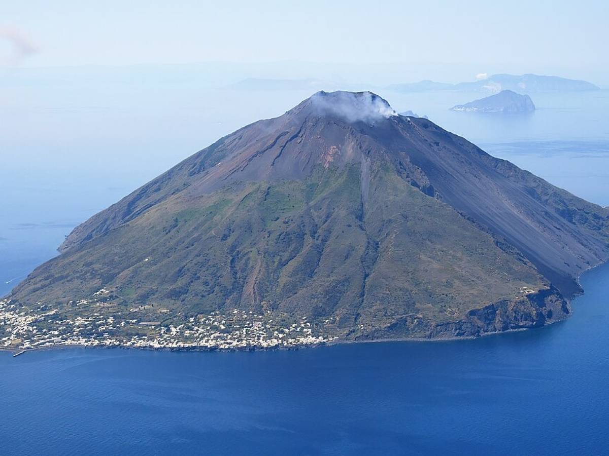 Politecnico di Milano and Premio Stromboli launch the "sustainable mobility for the islands" project