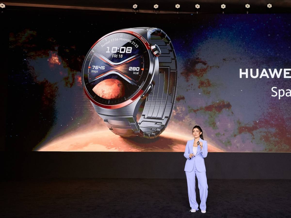 The return of Huawei.  The Chinese company starts again from smartwatches and computers