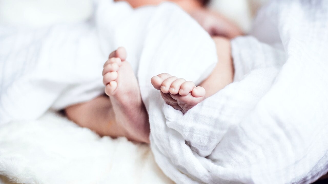 At 63 she becomes a mother thanks to in vitro fertilization