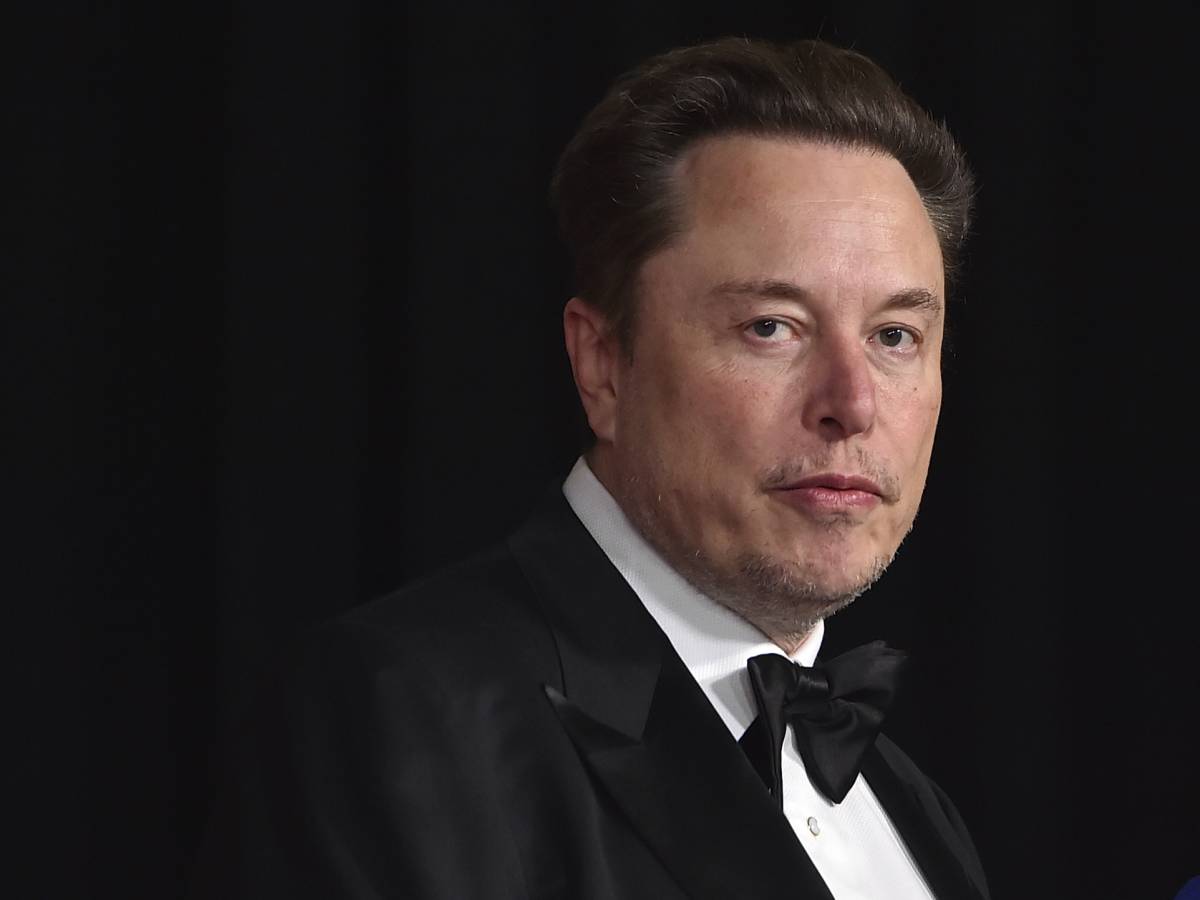 Musk's "hard" turn: yes to porn content on