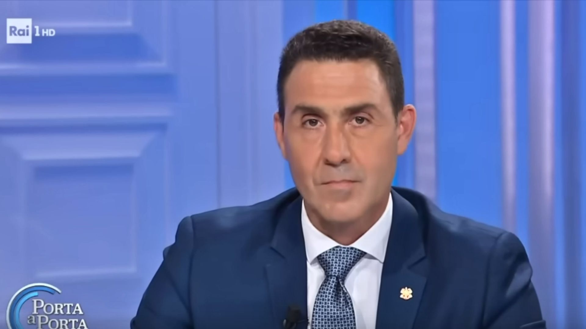 "Should Zelensky cede territories? There is no 'just peace'"