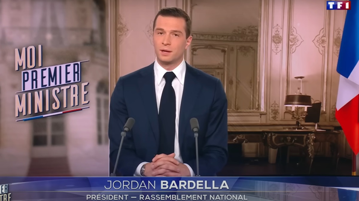 "The alliance of dishonor will throw France into chaos"