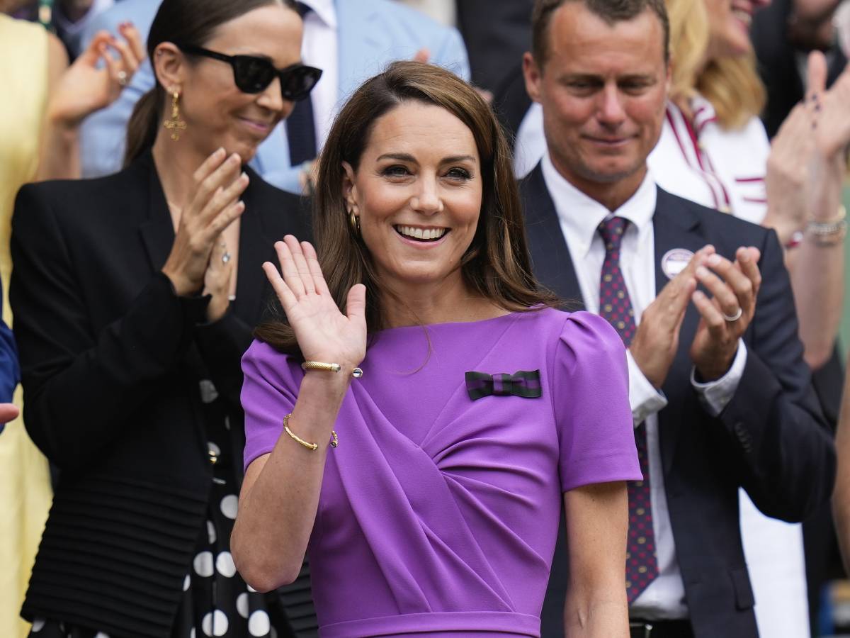 The Tiara, the Phone Call, the Title: The Book's Revelations About Kate