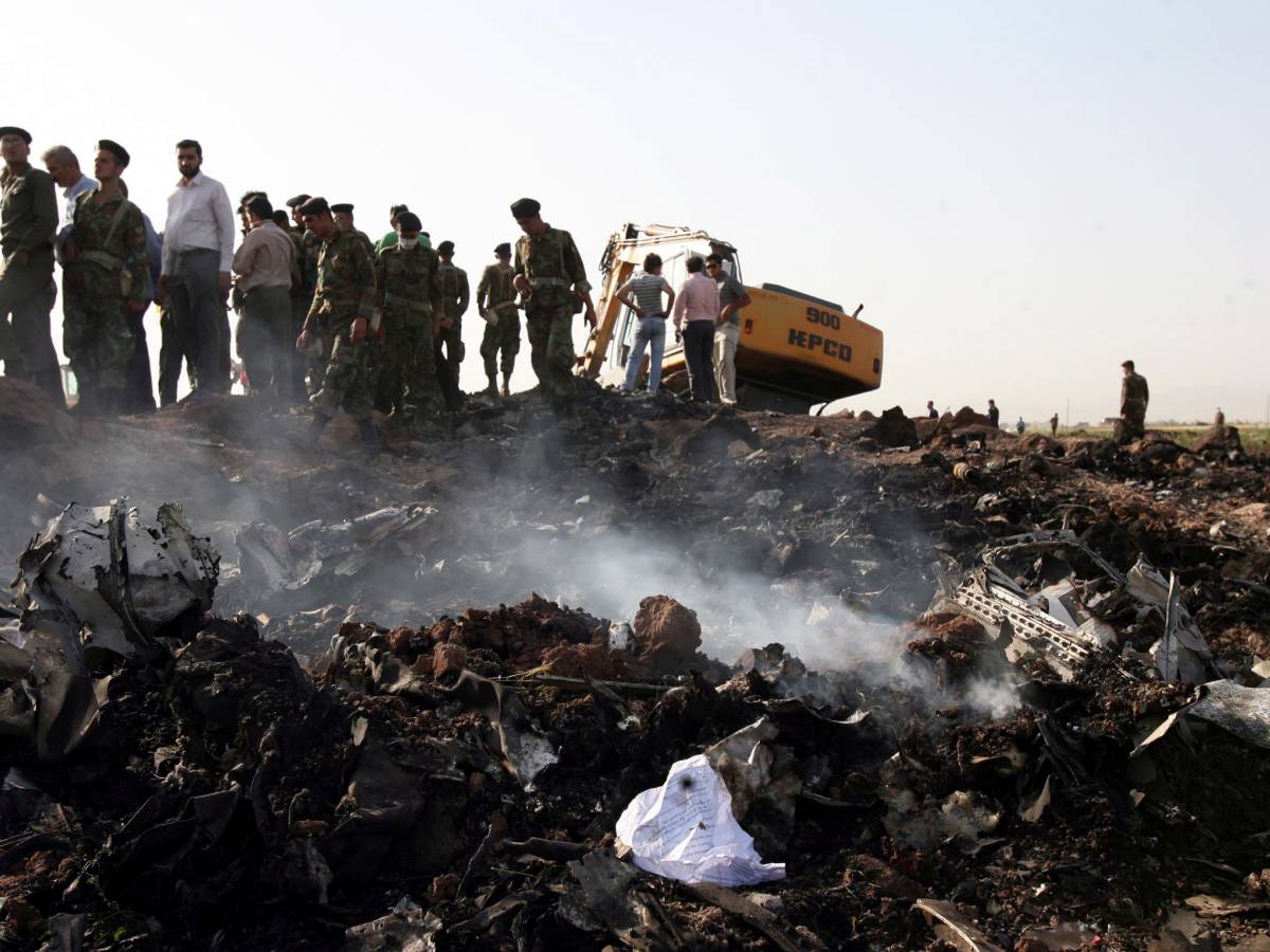The Russian instructions, the collapse, the "earthquake". The air massacre that killed 168 people