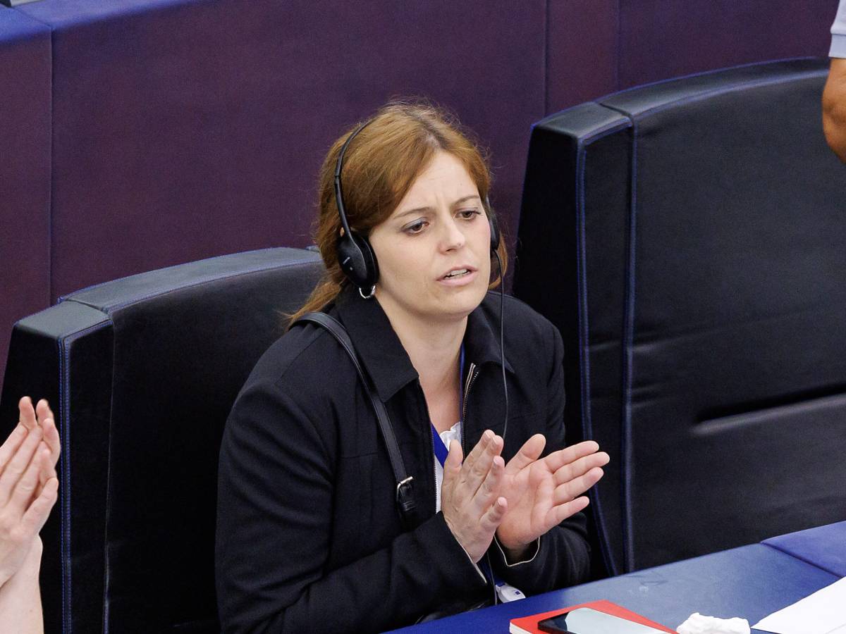 Salis, the anti-state paid by the state