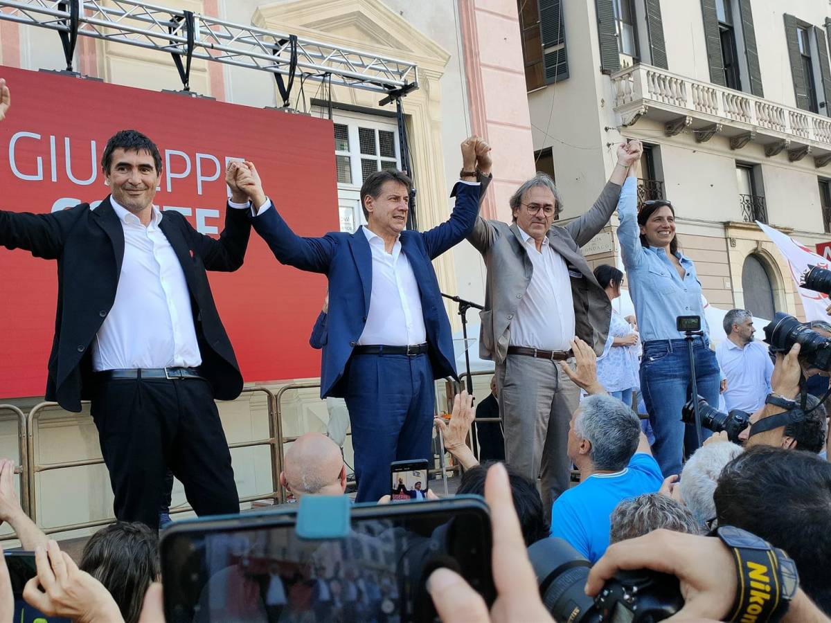 The Wide Shot? A Political Orgy