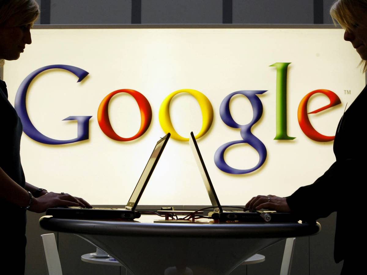 Google sues Microsoft at EU antitrust. It's war on "clouds"