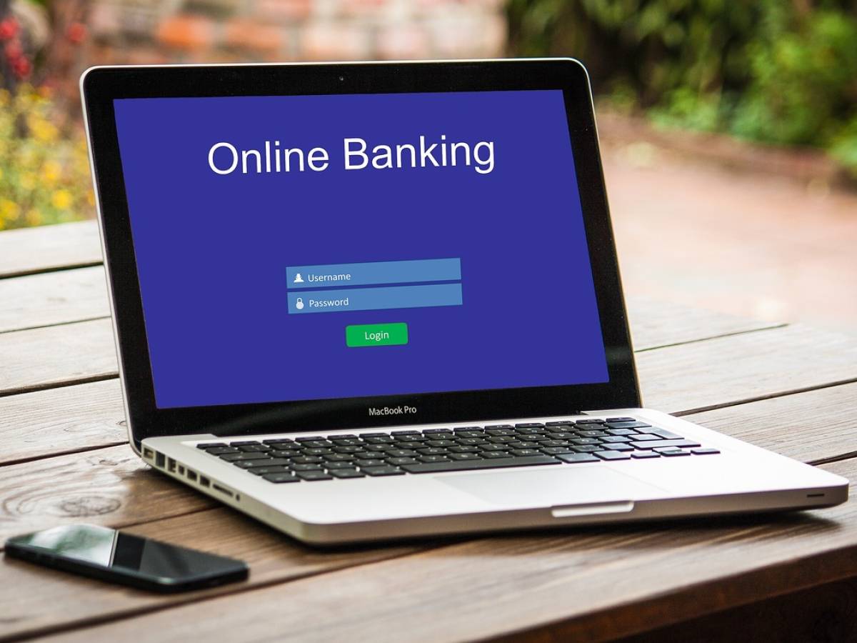 Online bank transfers, because it is important to fill in the reason for payment. The risks of not doing so