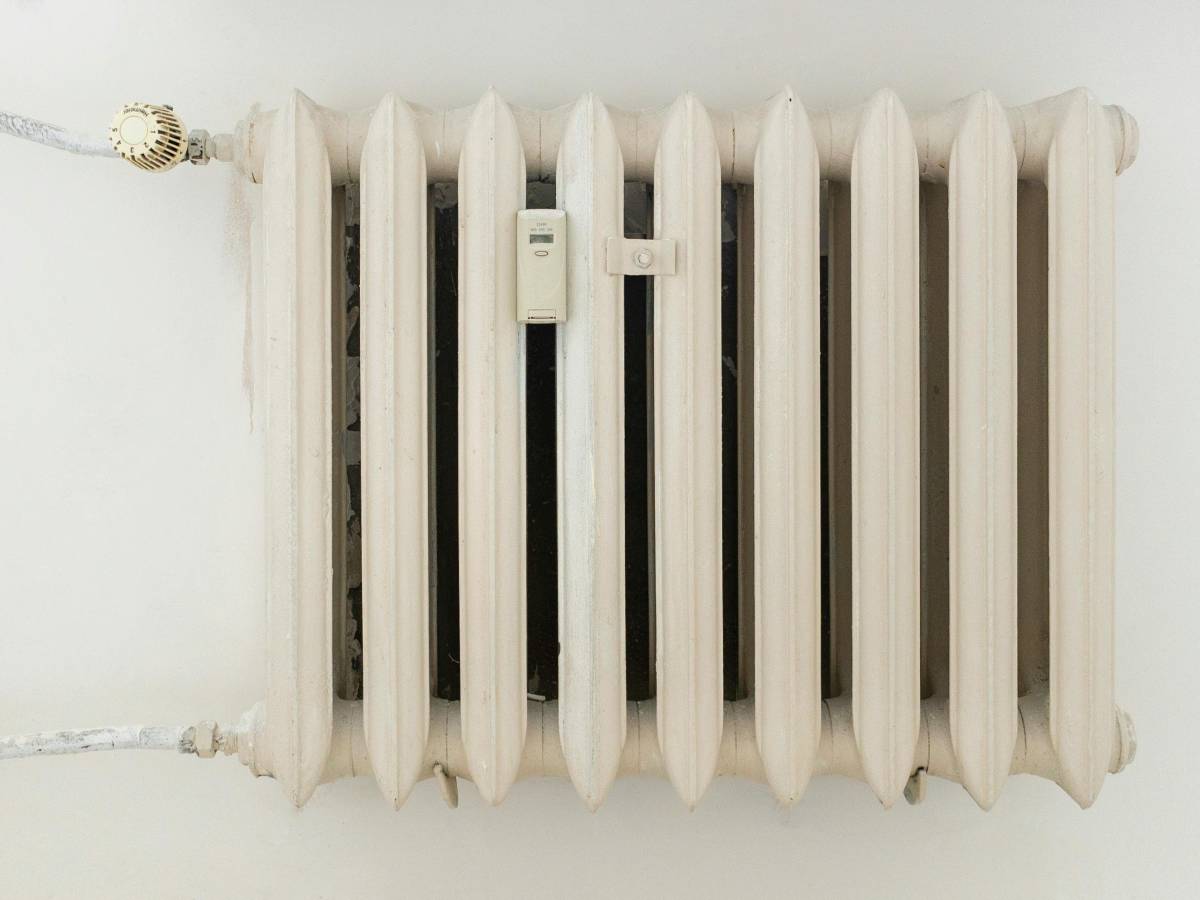 Central heating: who decides the times