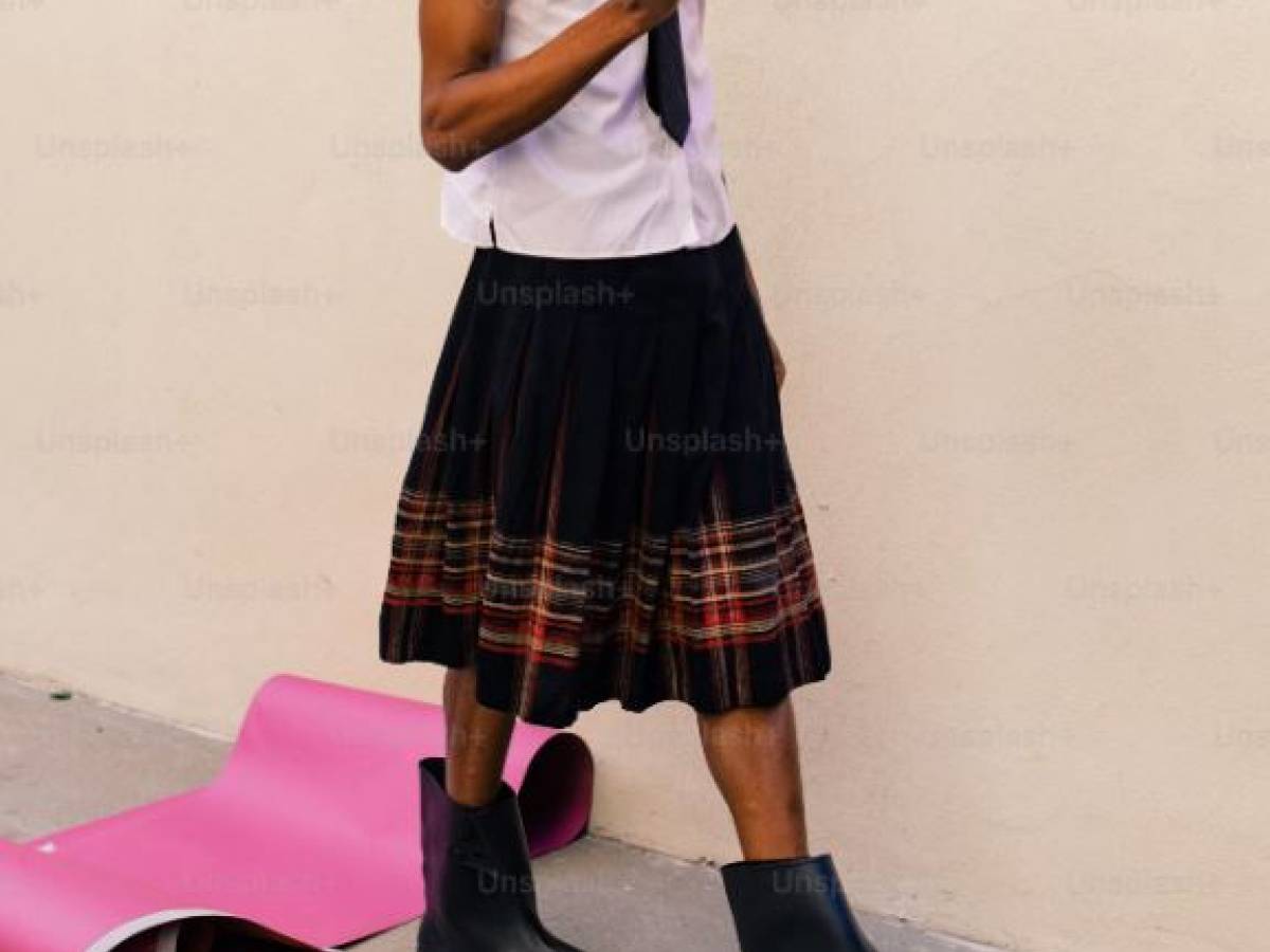 The androgynous woman and the man in the skirt