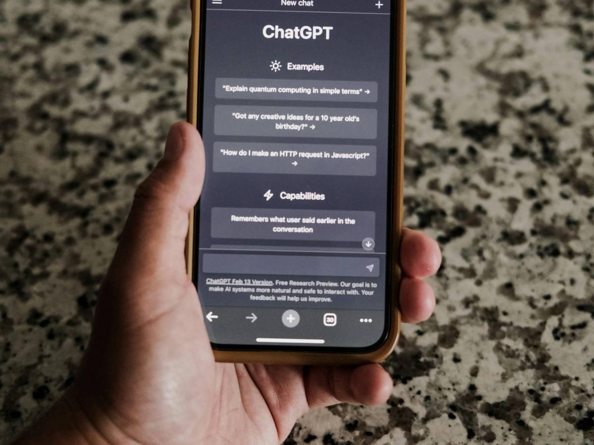 ChatGPT arrives on WhatsApp: here's what changes with the integration