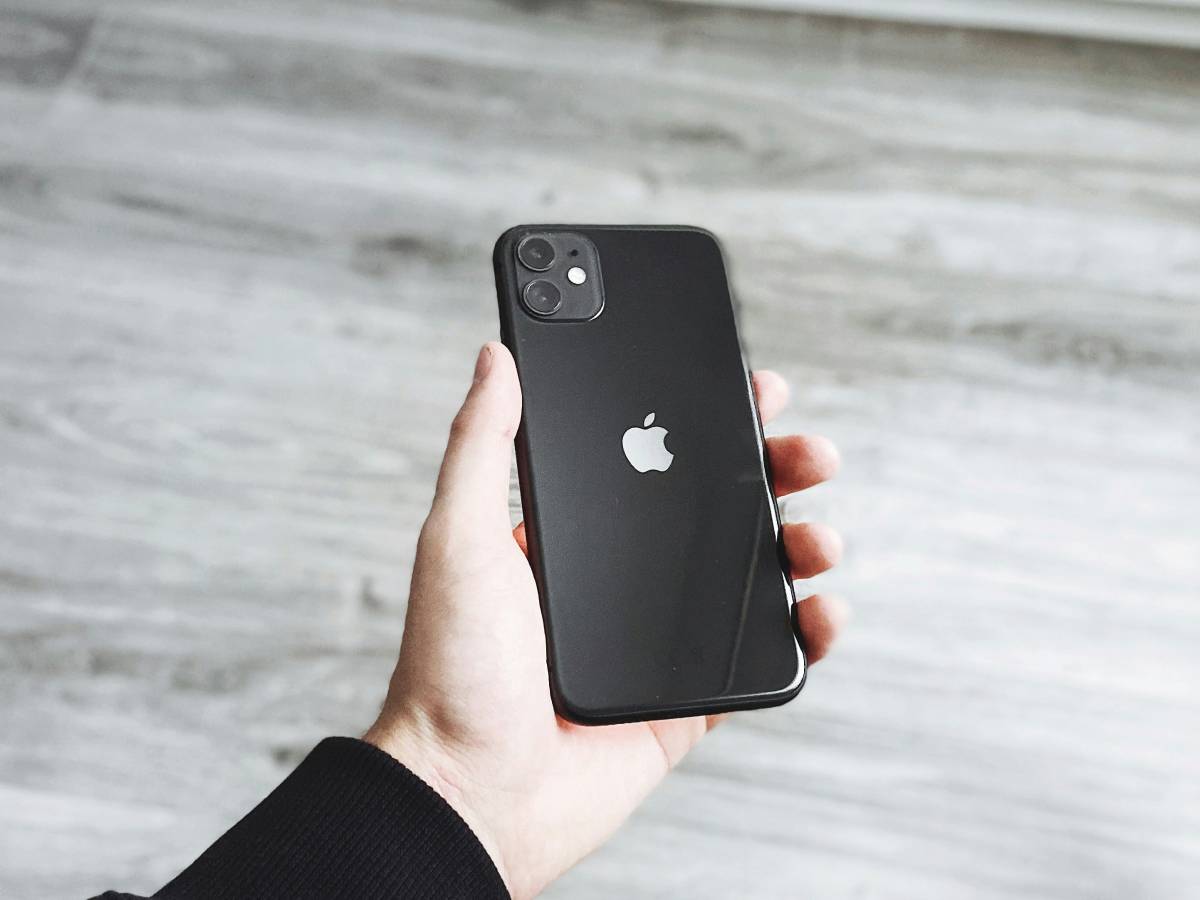 iOS 18.2.1, here we are: arriving for everyone between the end of December and the beginning of January, what it will include