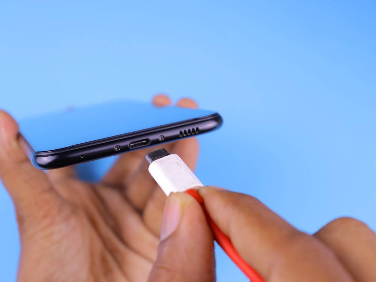 Do you charge your phone overnight? This is why it is not recommended to do so