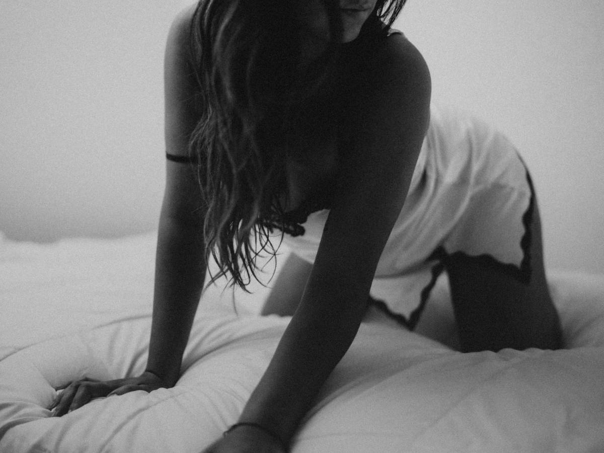 Being the escort is not the problem: when the prejudice covers the real escape