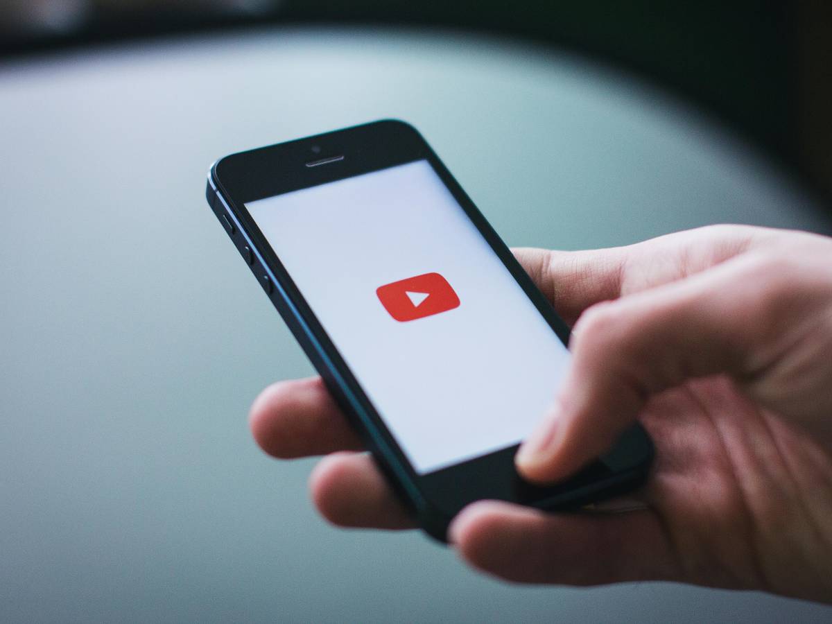 Finally YouTube rebels against digital incapable (and I applaudo)