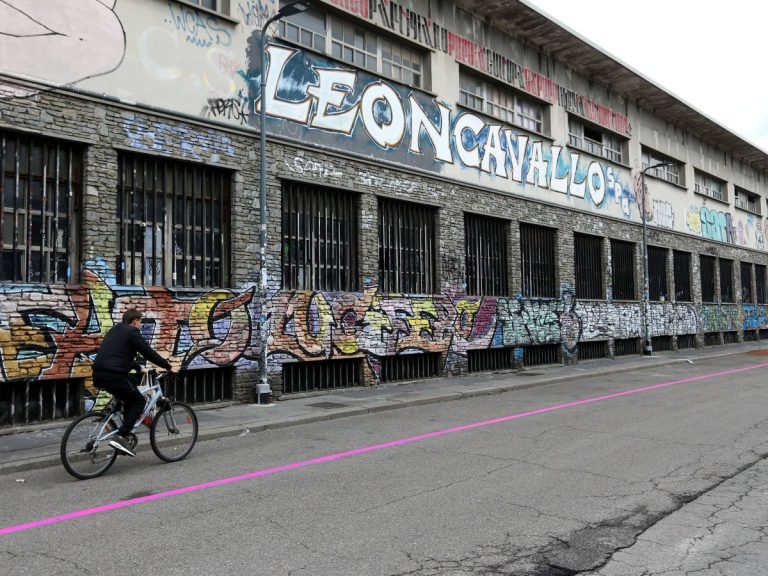 Leoncavallo, symbol of unpunished illegality - Il Giornale