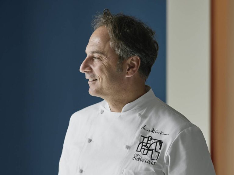 Of Costanzo, Naples is a thousand colors