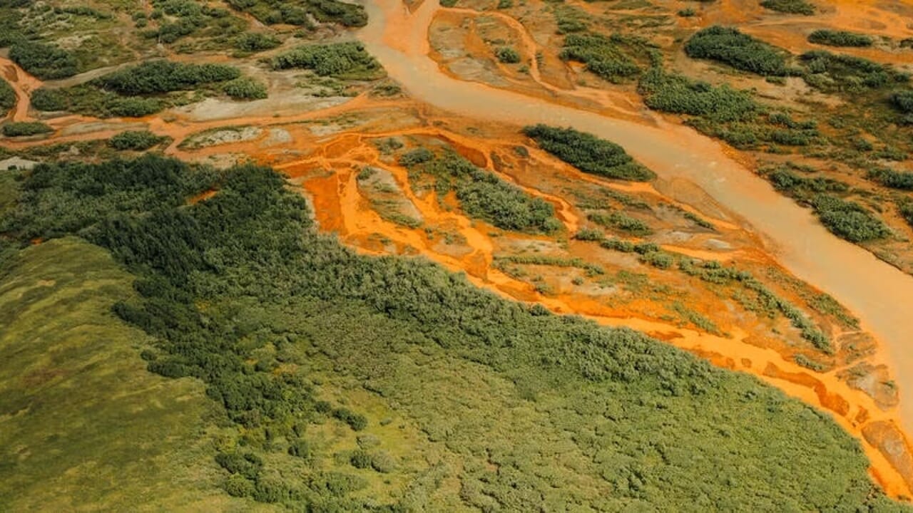 There are more and more "orange" rivers