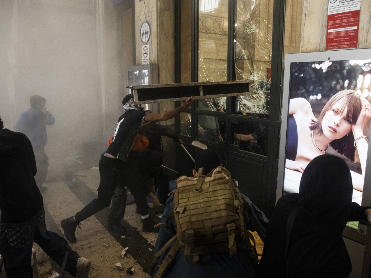 Milan devastated by the Pro Pal. But for Zerocalcare "that is not violence"