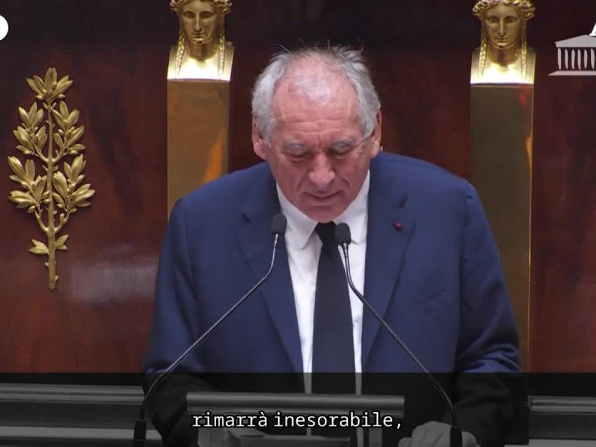 Video: Bayrou: "You can overturn and drop the government, do not delete reality"