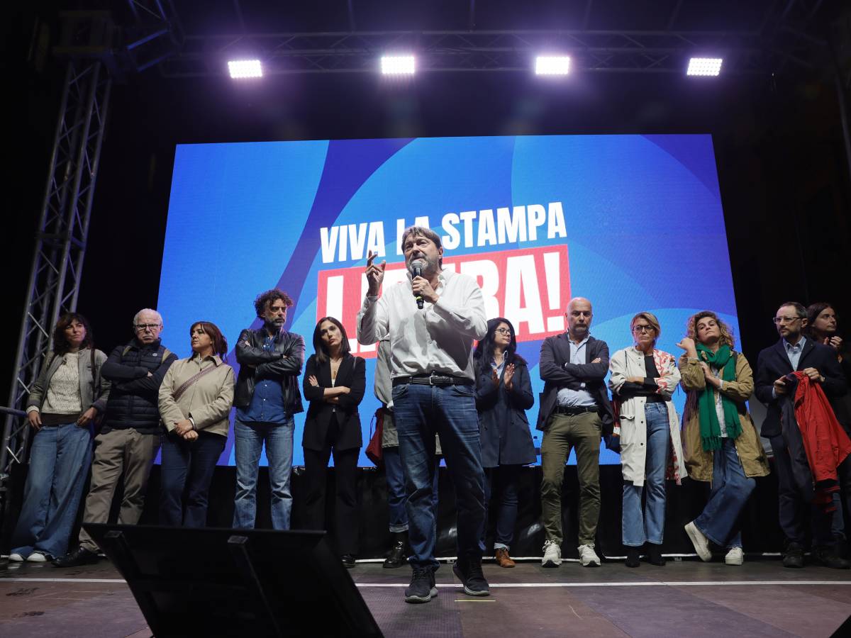 In Italy those who are right-wing are criminalized
