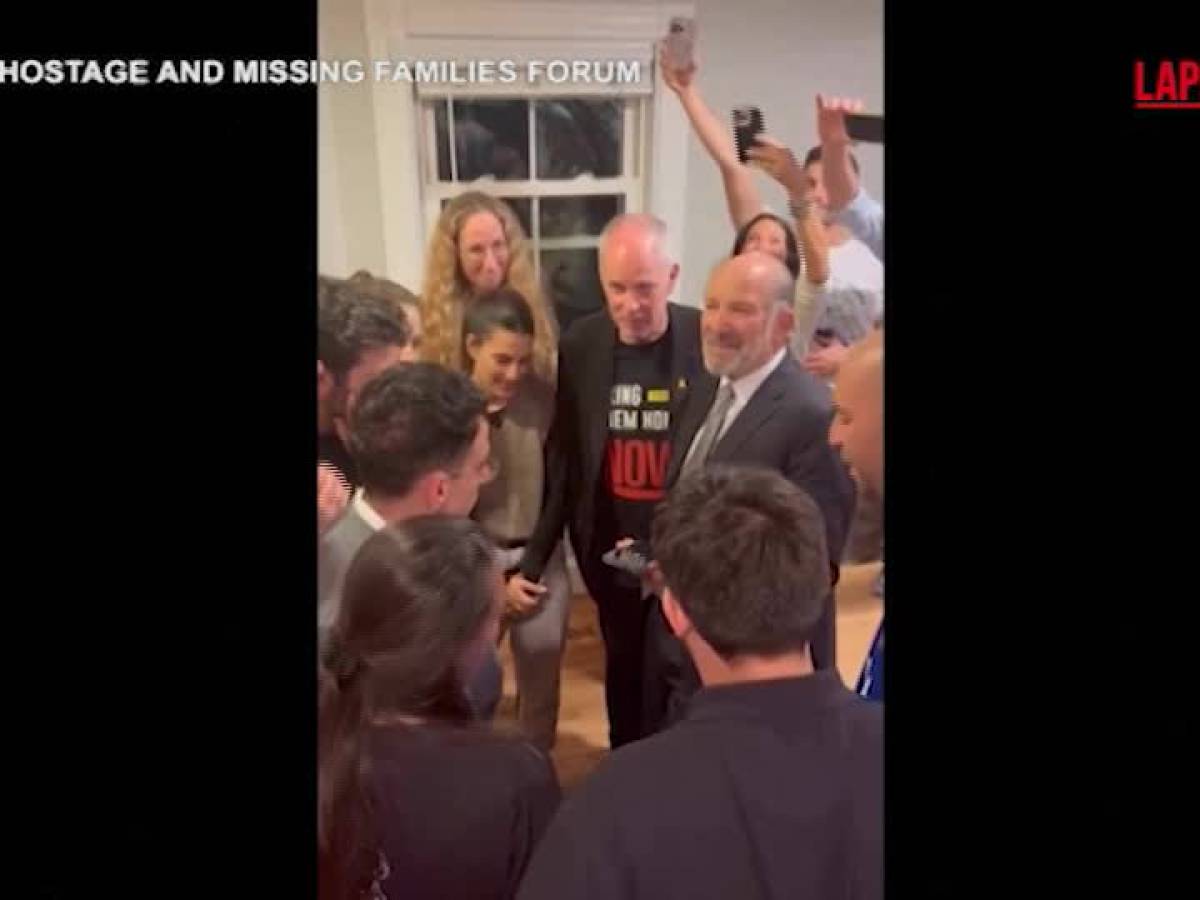 VIDEO: Israel-Hamas agreement, Trump on the phone with the hostages' families