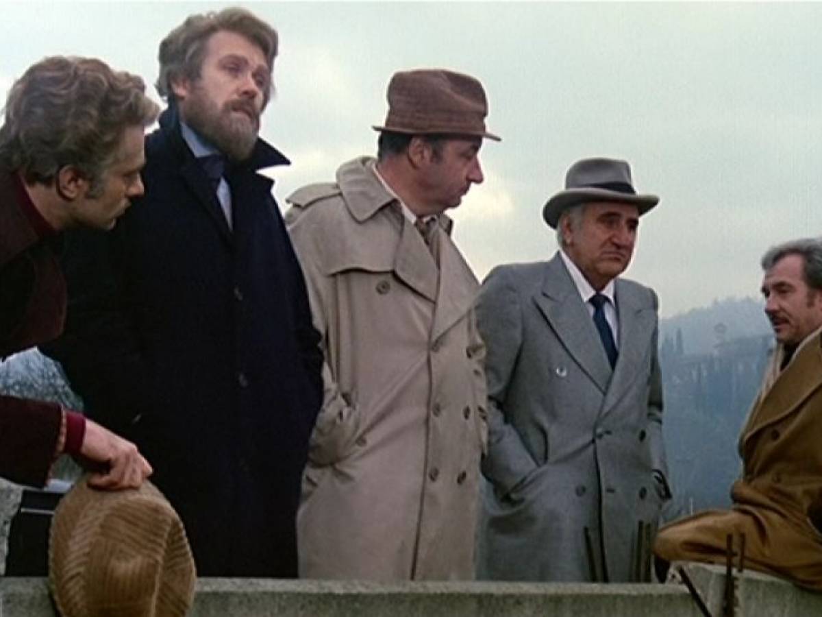 The super fucker, the gypsy girl, the slaps on the train. The secret of "My Friends"