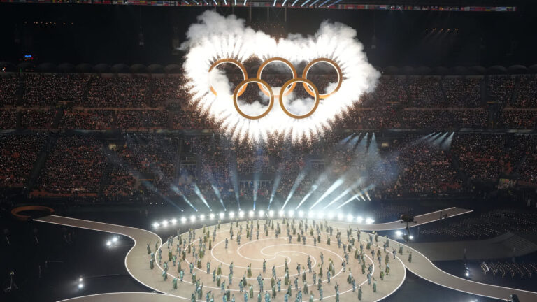 Olympics, from Milan to Cortina the big flop: empty accommodation, fewer attendances, but there are those who earn (despite everything)