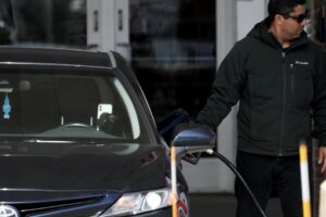 Diesel and petrol are increasing due to the war in Iran, but where does the oil that Italy imports come from?