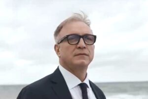 Who is Alberto Leonardis, the new owner of La Stampa: the rise to Gedi thanks to friends and foundations