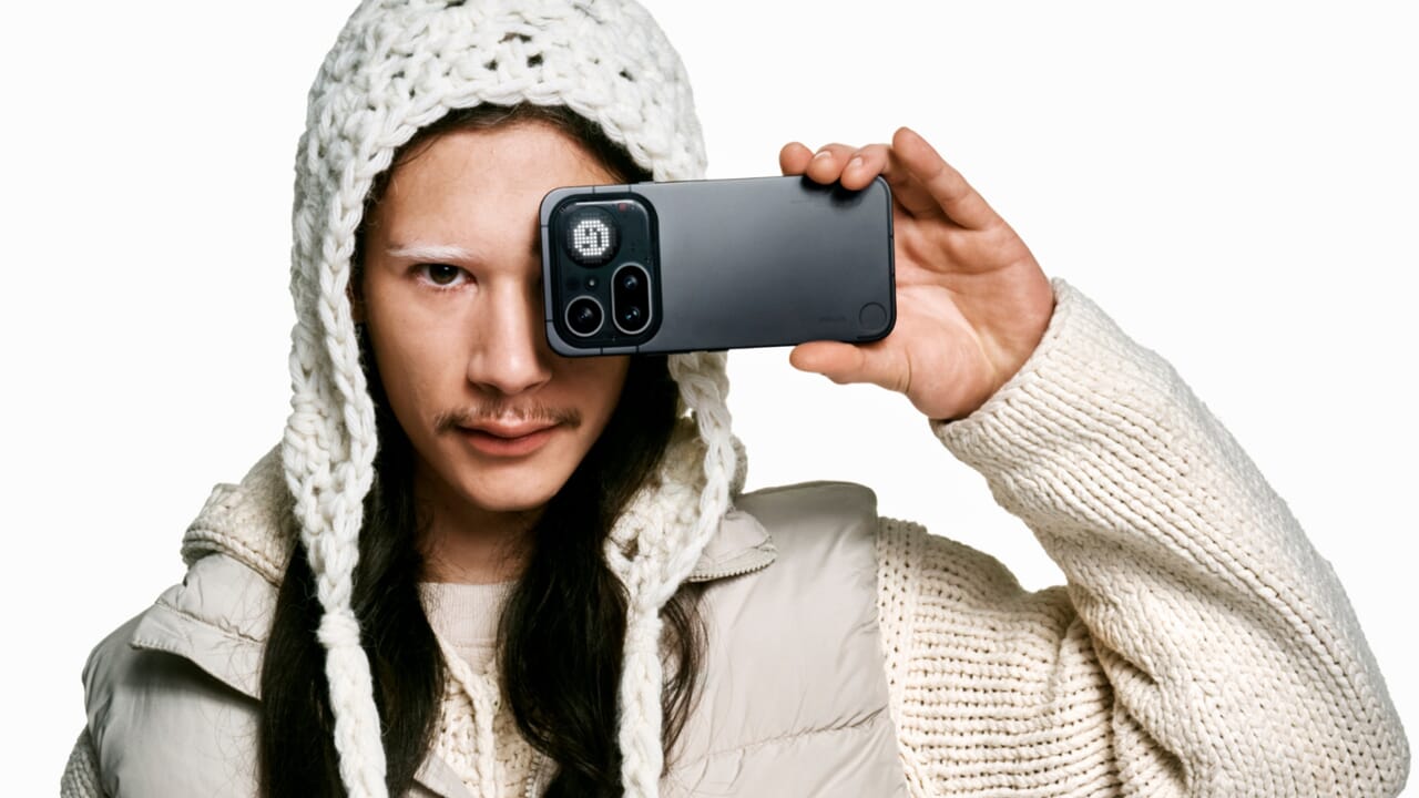 Nothing Phone (4th) Pro review: original design, dual display and super zoom