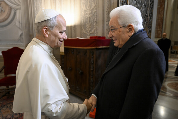 Pope Leo and President Mattarella photo Vatican via LaPresse
