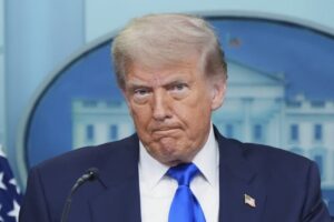 Trump’s 10 billion lawsuit against the Wall Street Journal rejected, the president doesn’t give up: “It’s not a filing”