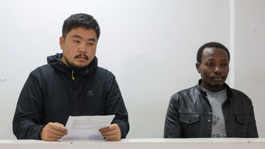 Zhang Kequn and Charles Mwangi (Photo LaPresse)
