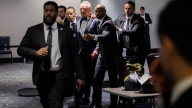 The images of the attack on the media gala with Trump (Photo LaPresse)