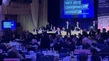 The images of the attack on the media gala with Trump (Photo LaPresse)