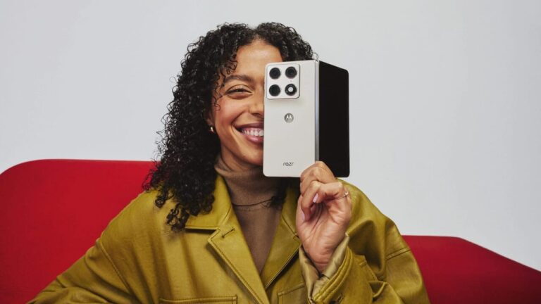 Motorola razr fold arrives in Italy