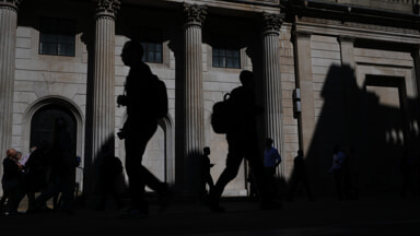 The Banksy statue appeared in Waterloo Place in London (Photo LaPresse)