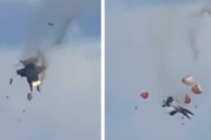 Mid-flight collision between two jets at the air show: the video of the accident at the US military base