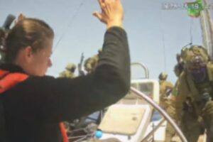 Israel “fires” on the Flotilla and boards other boats: 27 Italians stopped, there is no further news of an M5S deputy