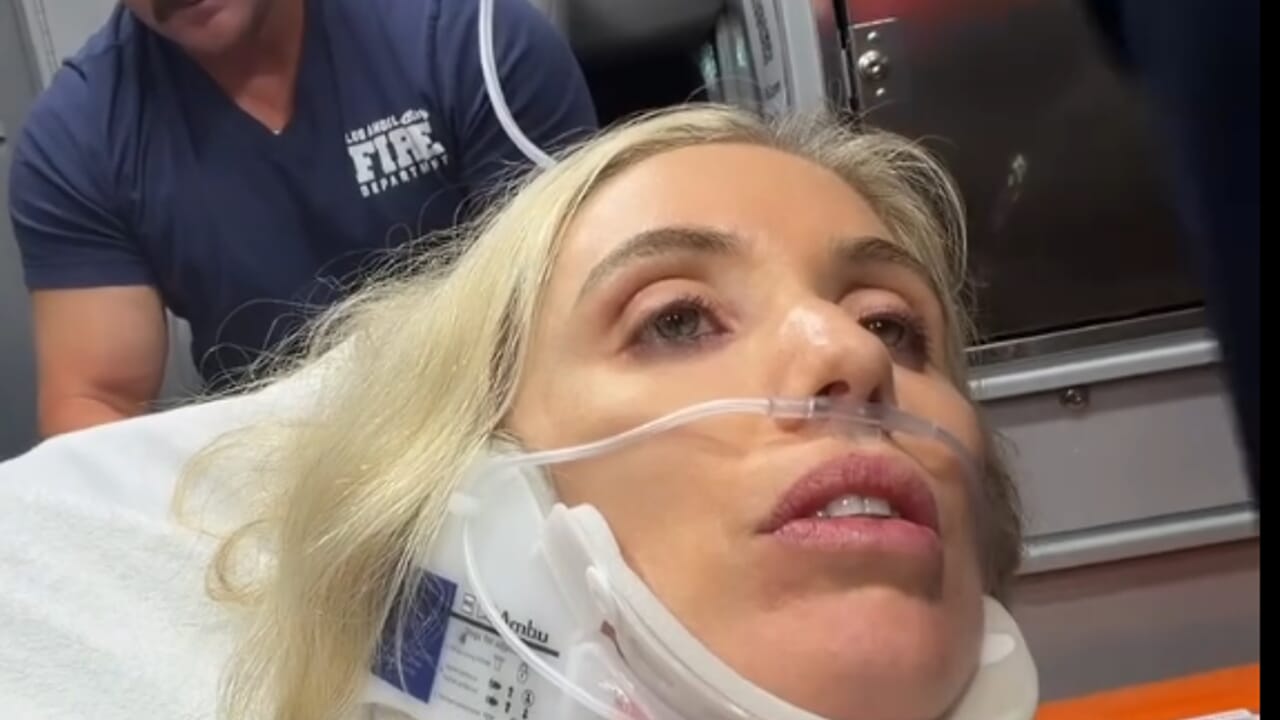 270 kilo refrigerator falls on Laura Clery: "I could have died in front of my children, now I'm suing the installers"