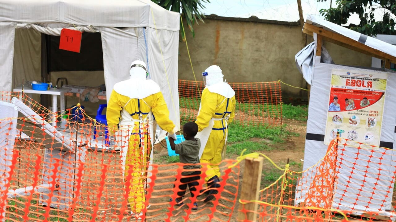 Ebola, WHO declares international health emergency: dozens of deaths in Congo, cases also in Uganda