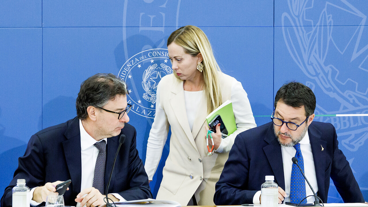 Excise tax discount towards the "mini-extension", but this time it will be differentiated. In CDM also the house plan: the news
