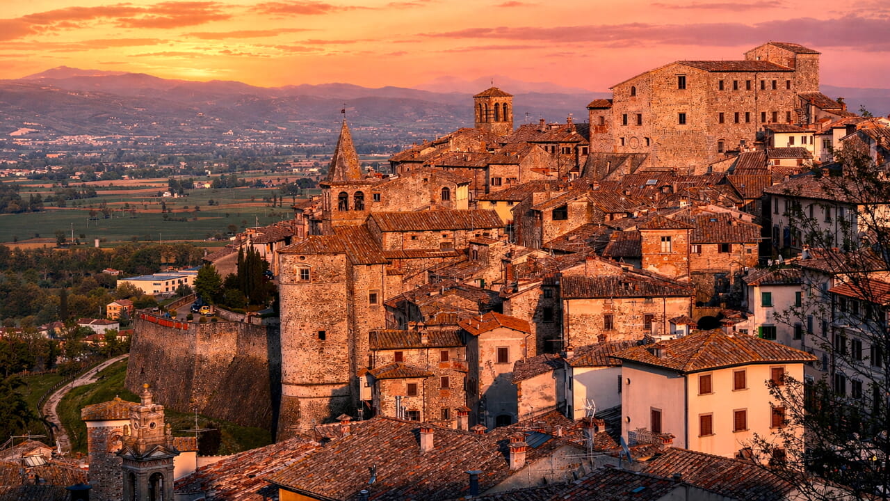 Free shops and cut taxes: the plan to reopen the villages that the rest of Italy should copy