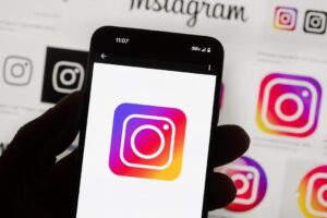 Instagram removes end-to-end encryption: what changes from today for private messages