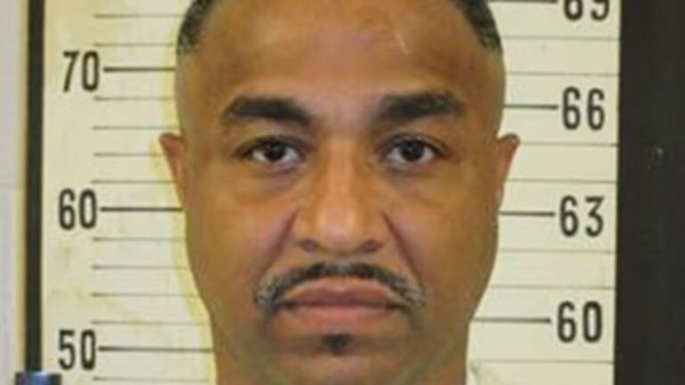 Sentenced to death, he was saved due to a "snag": the vein for the lethal injection could not be found