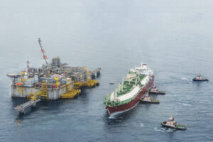 The Strait of Hormuz blocks gas supplies to Italy: force majeure declared on seventeen shipments from Qatar