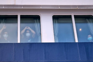 The hantavirus ‘hotbed’ ship forced to dock in port, the new fear for rats “that can swim”